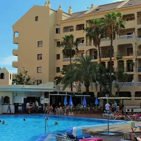 Pool View In Castle Harbour C006 Apartment