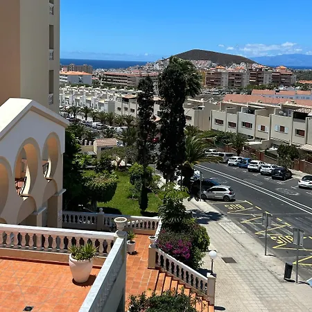 Pool View In Castle Harbour C006 Апартаменты Лос Кристианос